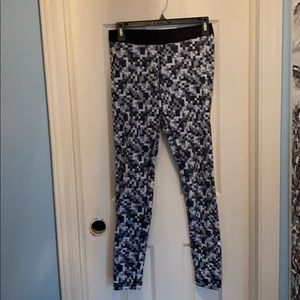 NIKE PRO DRI-FIT LEGGINGS
